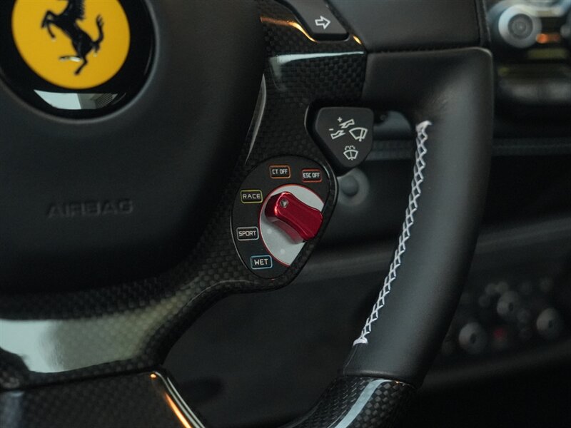 2017 Ferrari 488 GTB   - Photo 15 - Bonita Springs, FL 34134