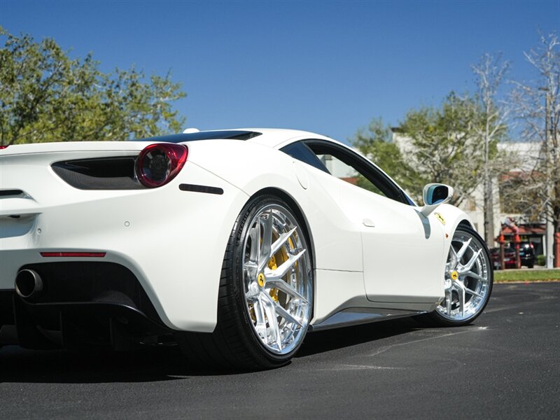 2017 Ferrari 488 GTB   - Photo 63 - Bonita Springs, FL 34134