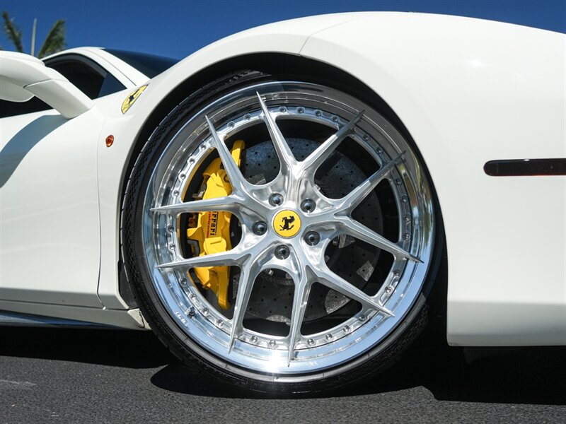 2017 Ferrari 488 GTB   - Photo 71 - Bonita Springs, FL 34134