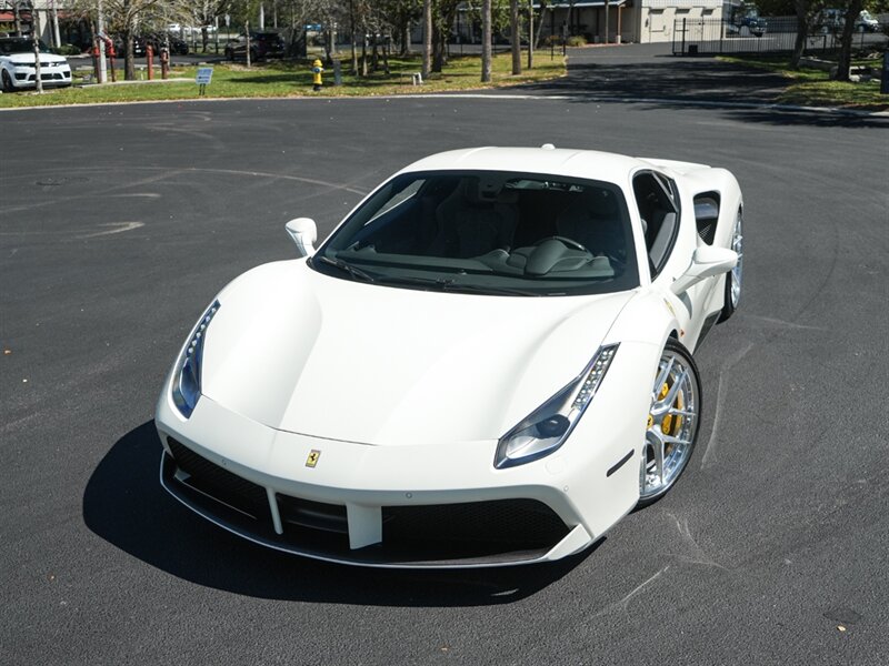 2017 Ferrari 488 GTB   - Photo 8 - Bonita Springs, FL 34134