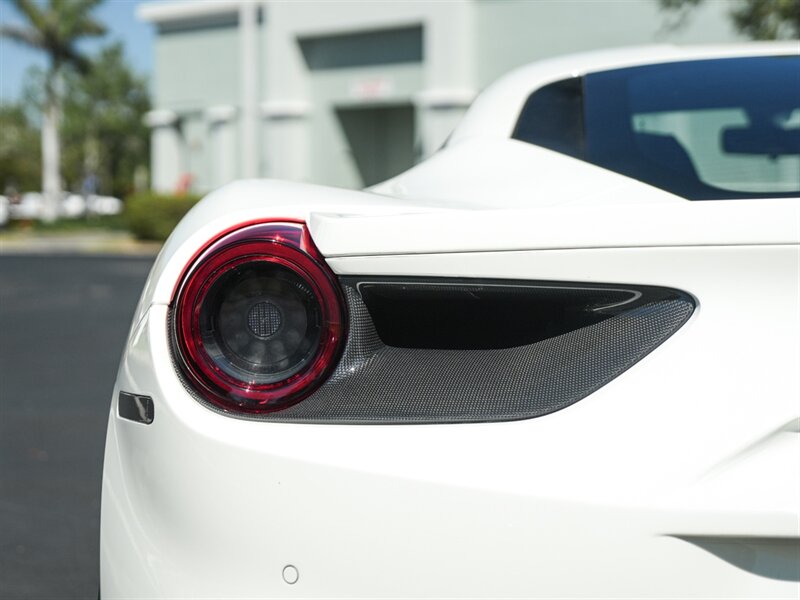 2017 Ferrari 488 GTB   - Photo 54 - Bonita Springs, FL 34134