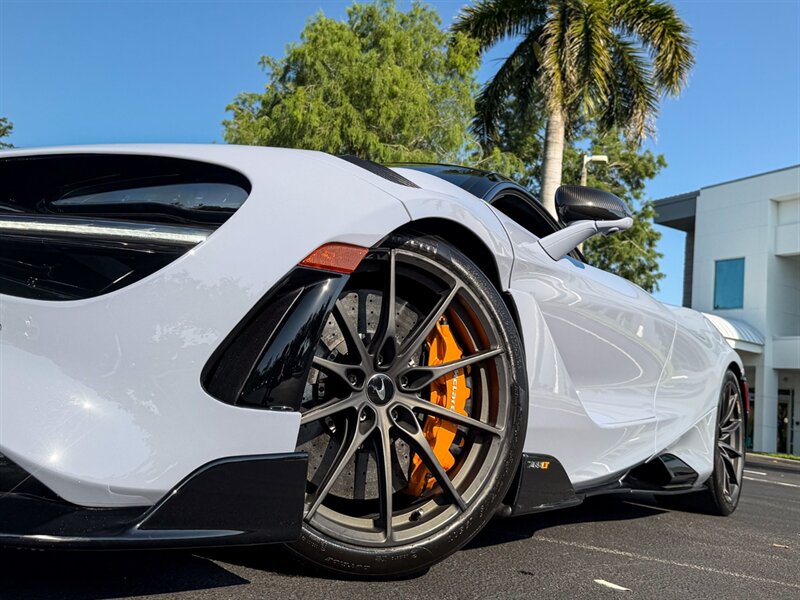 2021 McLaren 765LT   - Photo 13 - Bonita Springs, FL 34134
