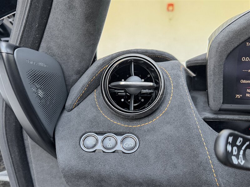 2021 McLaren 765LT   - Photo 22 - Bonita Springs, FL 34134
