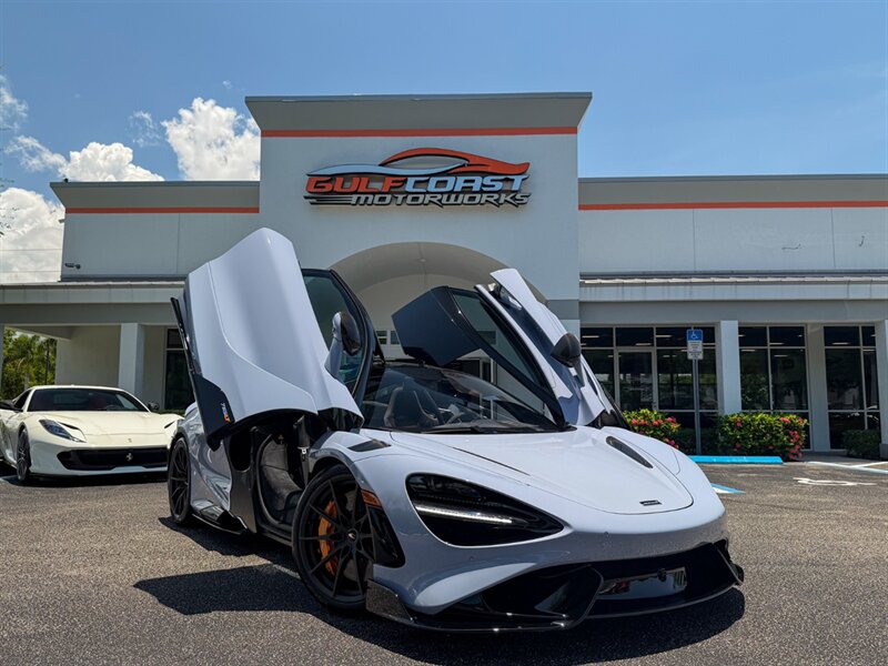 2021 McLaren 765LT   - Photo 1 - Bonita Springs, FL 34134