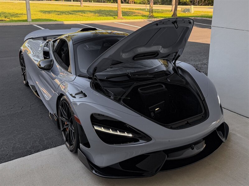 2021 McLaren 765LT   - Photo 38 - Bonita Springs, FL 34134