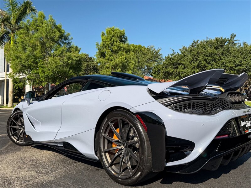 2021 McLaren 765LT   - Photo 45 - Bonita Springs, FL 34134