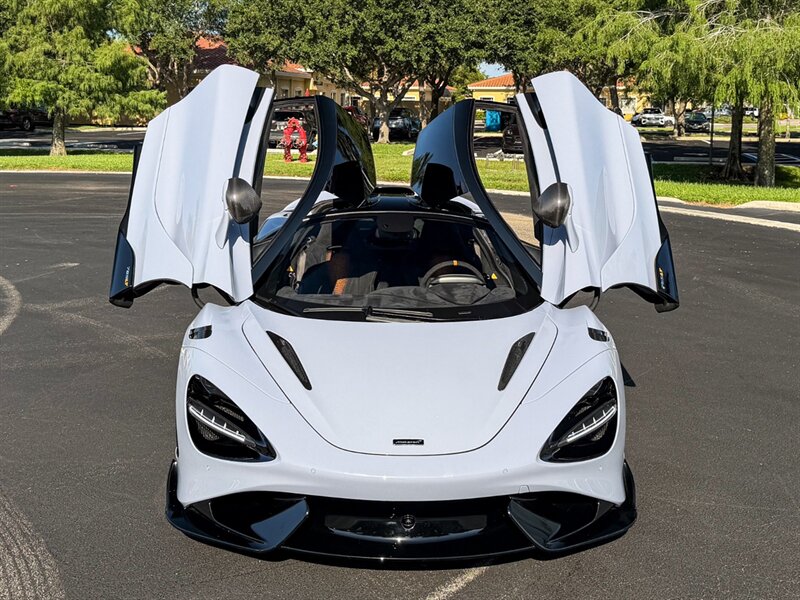 2021 McLaren 765LT   - Photo 5 - Bonita Springs, FL 34134
