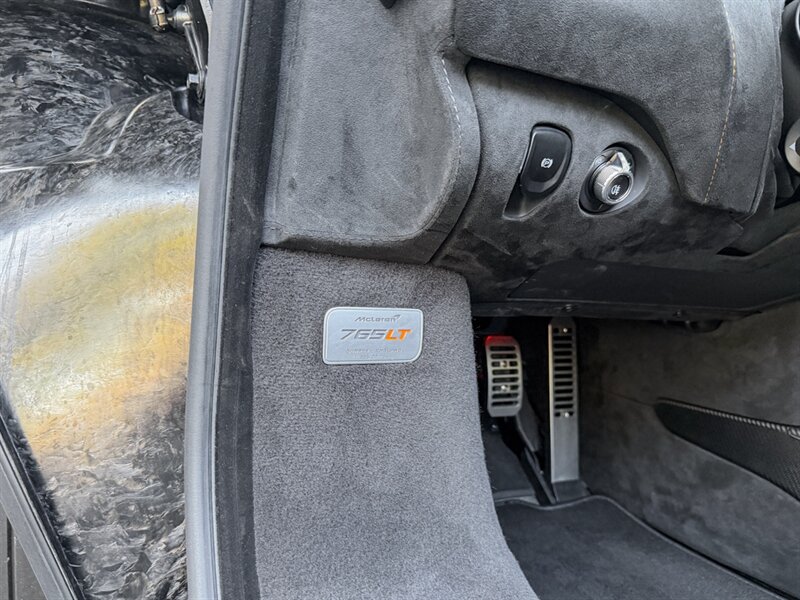 2021 McLaren 765LT   - Photo 26 - Bonita Springs, FL 34134