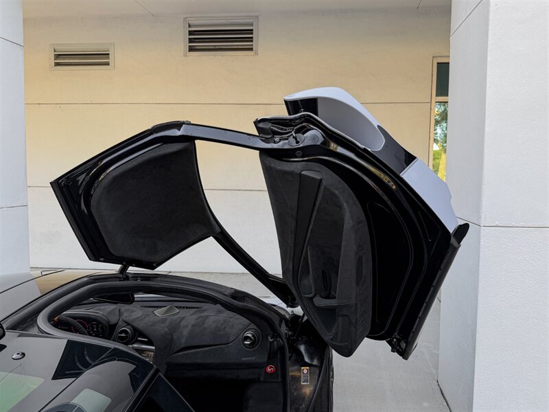 2021 McLaren 765LT   - Photo 36 - Bonita Springs, FL 34134