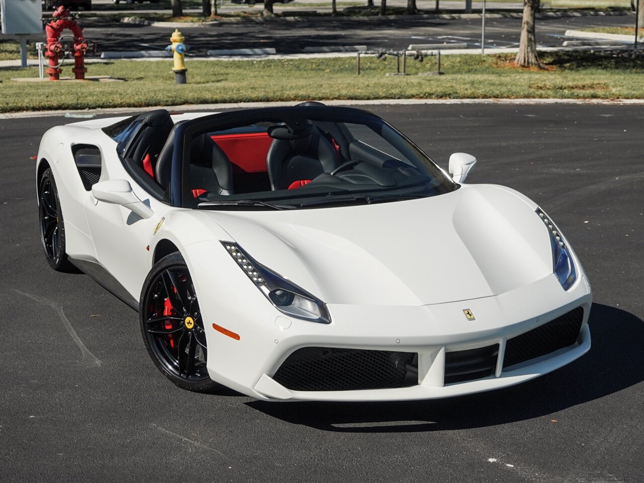 2019 Ferrari 488 Spider   - Photo 69 - Bonita Springs, FL 34134