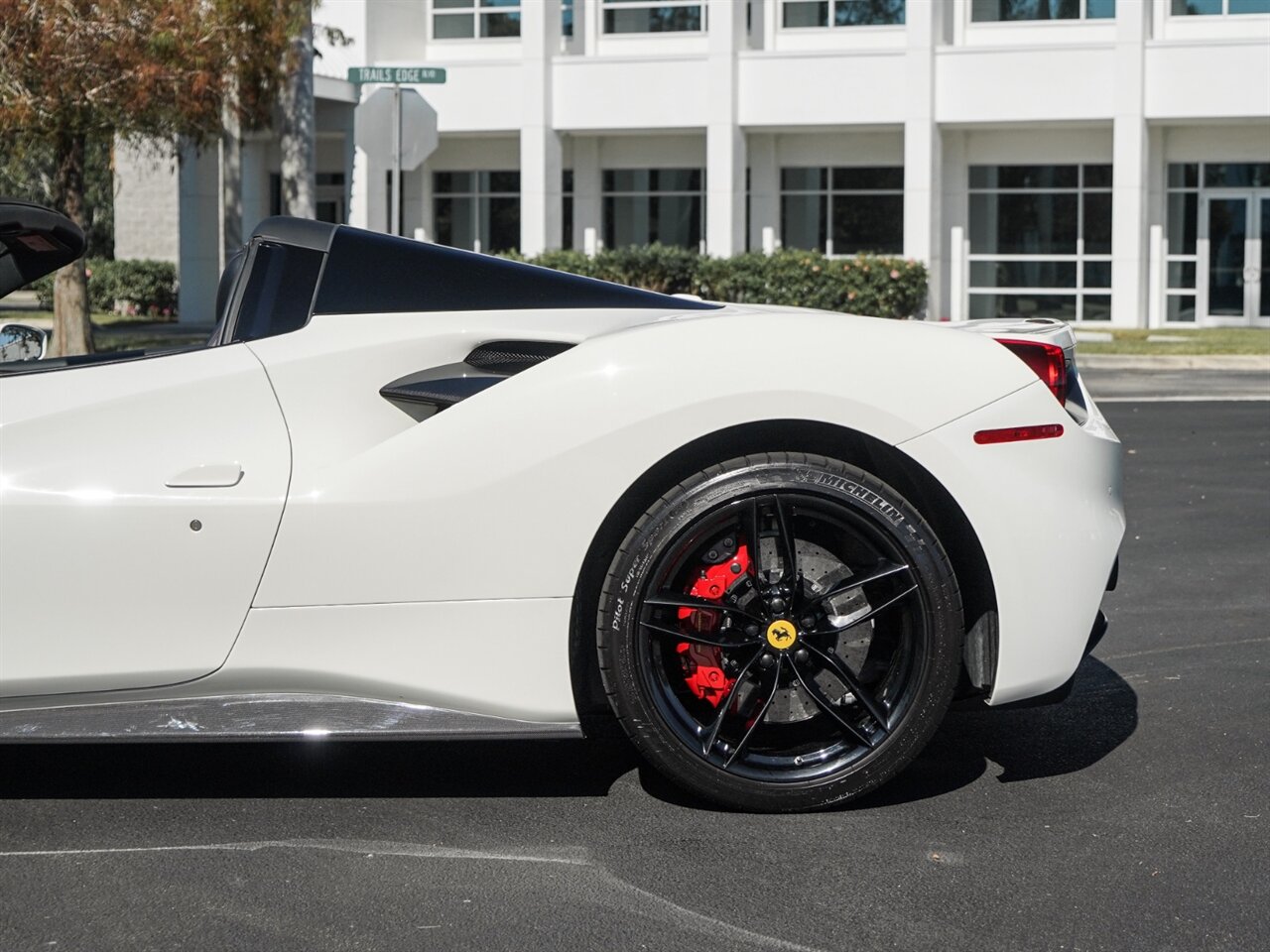 2019 Ferrari 488 Spider   - Photo 43 - Bonita Springs, FL 34134