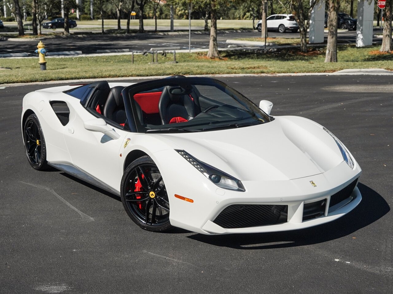 2019 Ferrari 488 Spider   - Photo 66 - Bonita Springs, FL 34134