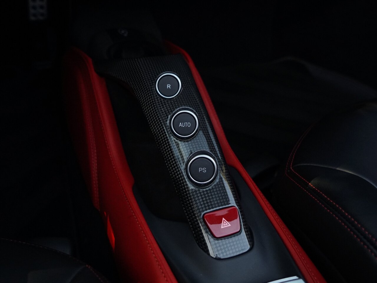 2019 Ferrari 488 Spider   - Photo 17 - Bonita Springs, FL 34134