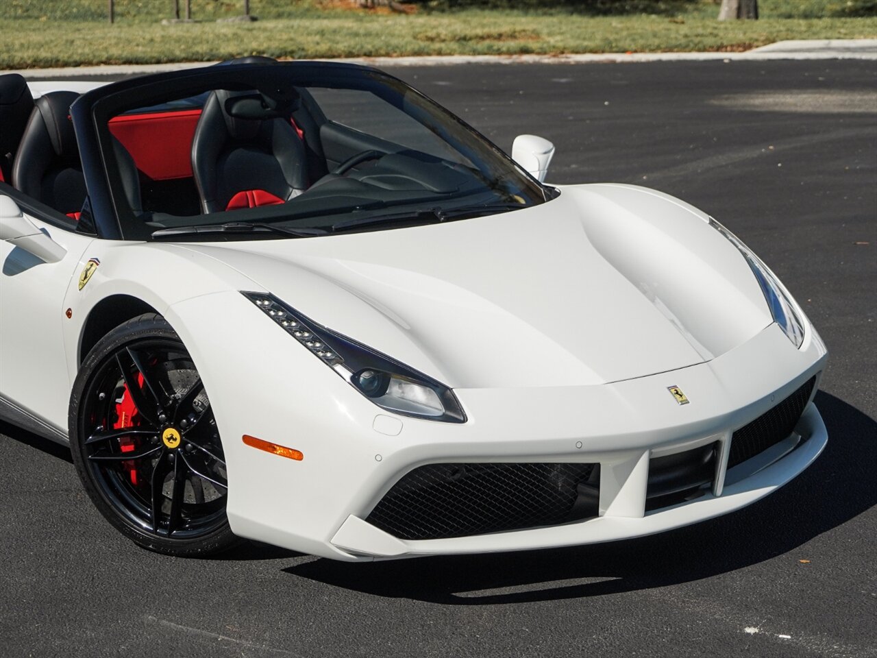 2019 Ferrari 488 Spider   - Photo 68 - Bonita Springs, FL 34134