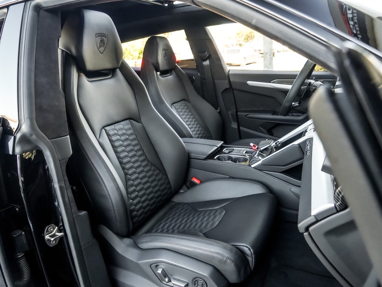 2021 Lamborghini Urus   - Photo 31 - Bonita Springs, FL 34134