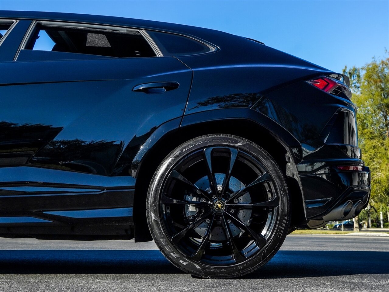 2021 Lamborghini Urus   - Photo 38 - Bonita Springs, FL 34134