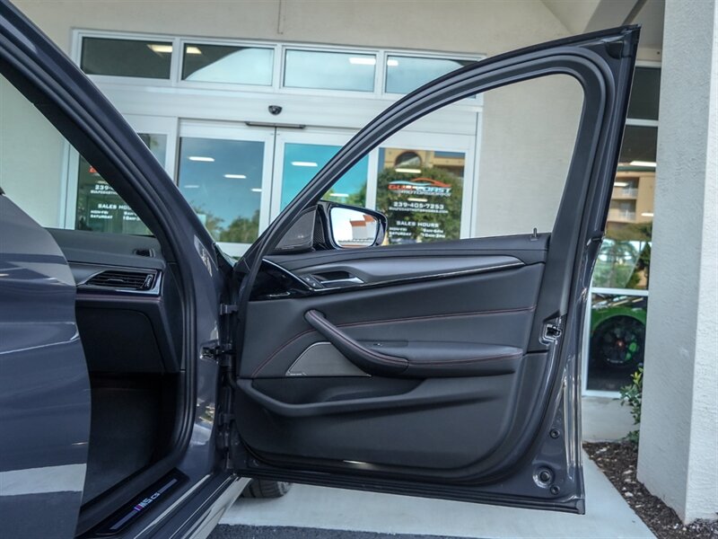 2022 BMW M5 CS - Photo 25 - Bonita Springs, FL 34134