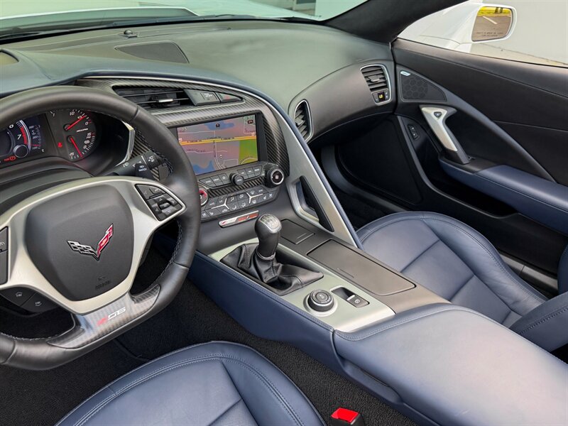 2015 Chevrolet Corvette Z06 - Photo 14 - Bonita Springs, FL 34134