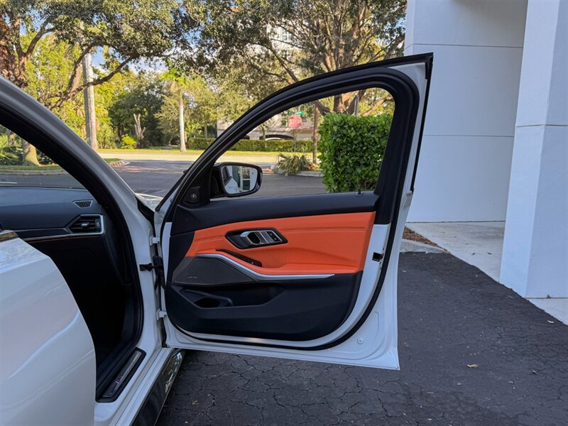 2021 BMW M3 Competition - Photo 47 - Bonita Springs, FL 34134