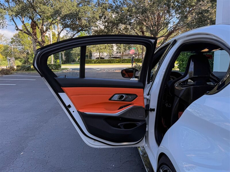 2021 BMW M3 Competition - Photo 35 - Bonita Springs, FL 34134