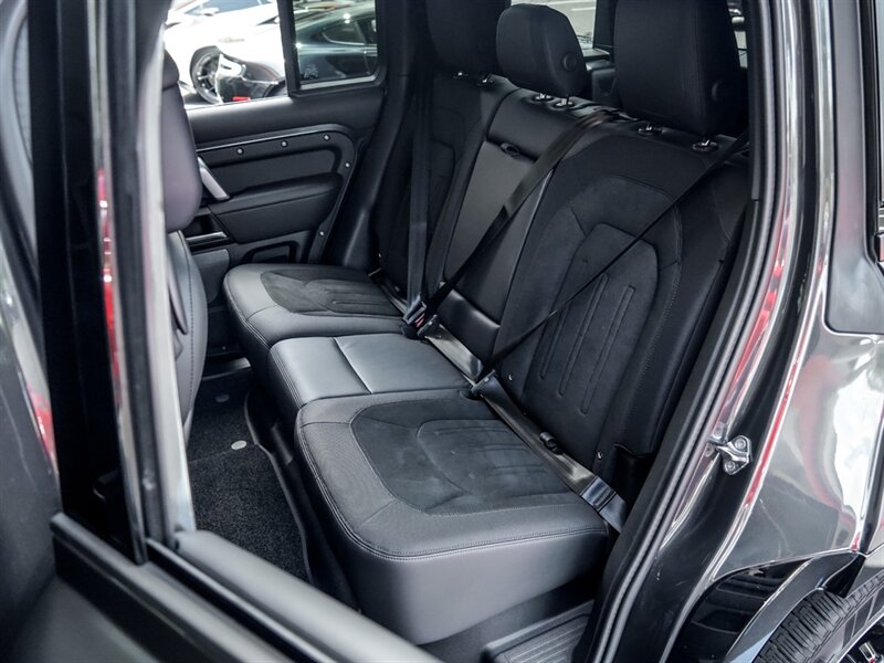 2022 Land Rover Defender 110 Carpathian Editi - Photo 20 - Bonita Springs, FL 34134