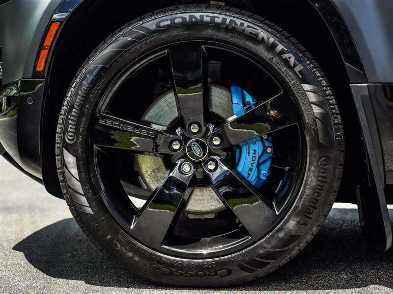 2022 Land Rover Defender 110 Carpathian Editi - Photo 33 - Bonita Springs, FL 34134