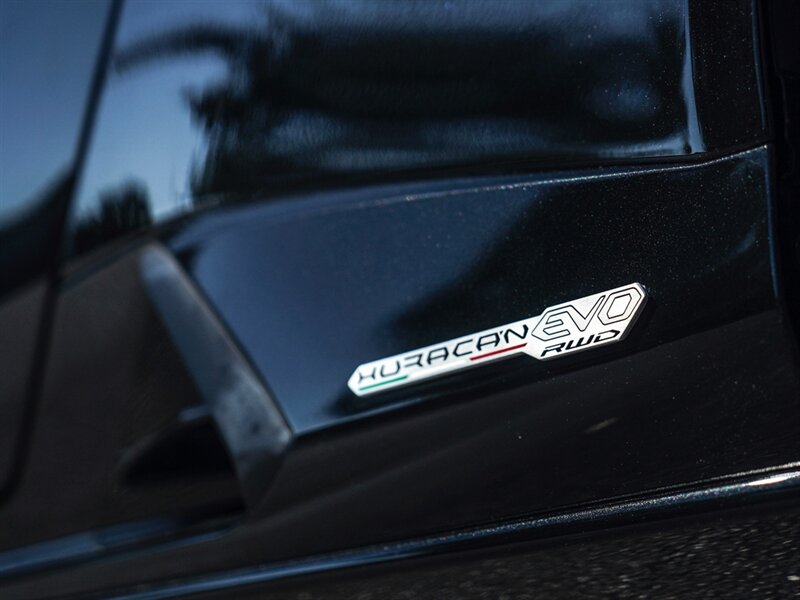 2021 Lamborghini Huracan LP 610-4 EVO - Photo 10 - Bonita Springs, FL 34134