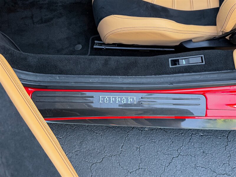 2014 Ferrari 458 Spider   - Photo 21 - Bonita Springs, FL 34134