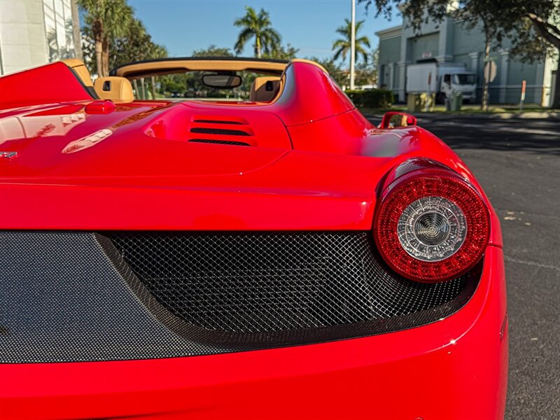 2014 Ferrari 458 Spider   - Photo 53 - Bonita Springs, FL 34134