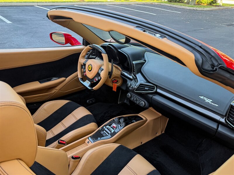 2014 Ferrari 458 Spider   - Photo 24 - Bonita Springs, FL 34134
