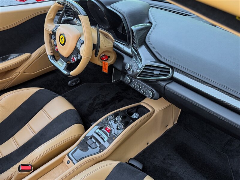 2014 Ferrari 458 Spider   - Photo 32 - Bonita Springs, FL 34134