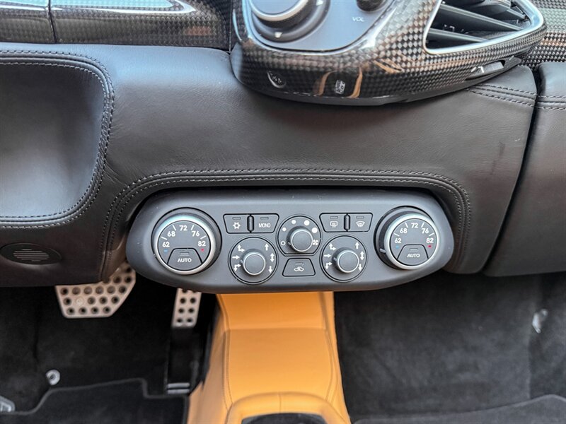 2014 Ferrari 458 Spider   - Photo 16 - Bonita Springs, FL 34134