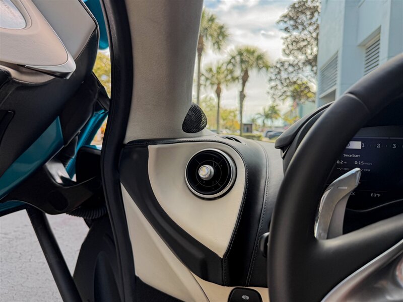 2023 McLaren GT   - Photo 25 - Bonita Springs, FL 34134