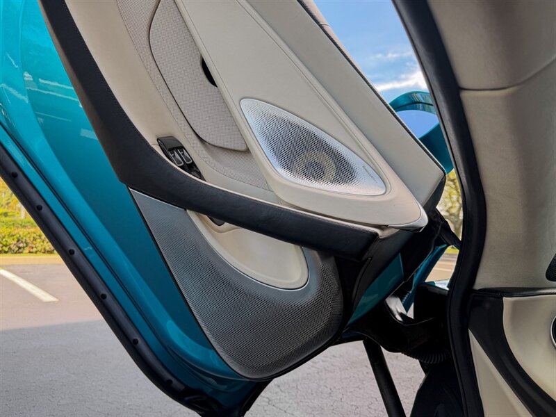 2023 McLaren GT   - Photo 27 - Bonita Springs, FL 34134