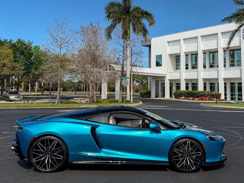 2023 McLaren GT   - Photo 54 - Bonita Springs, FL 34134