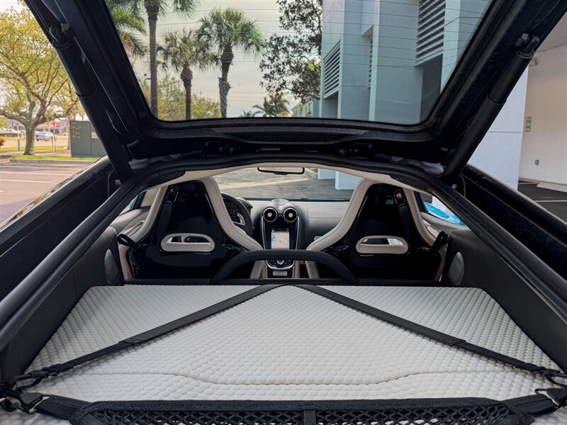 2023 McLaren GT   - Photo 30 - Bonita Springs, FL 34134