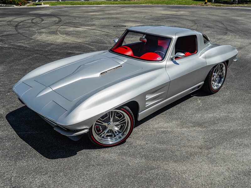 1964 Chevrolet Corvette Custom Coupe - Photo 6 - Bonita Springs, FL 34134