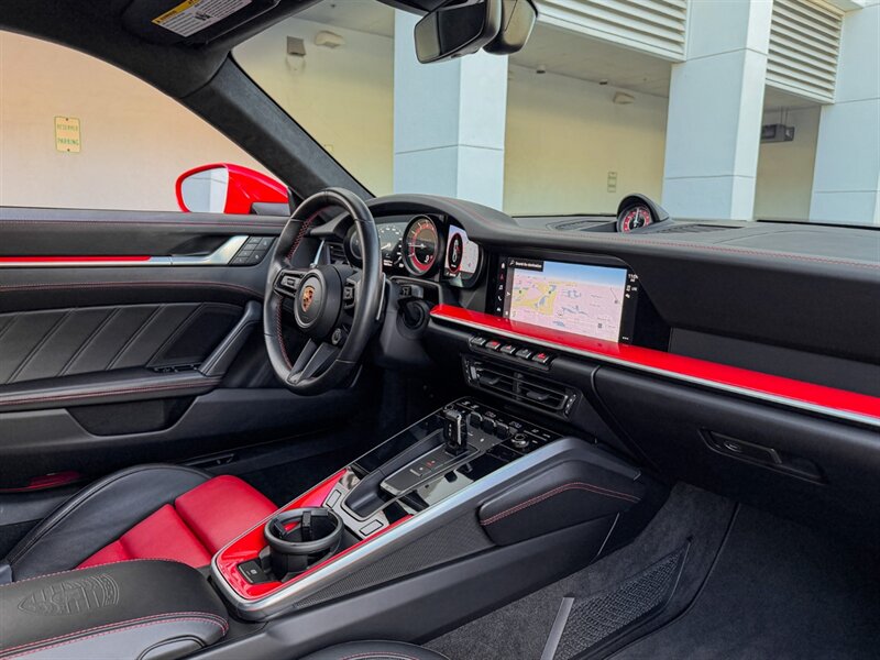2022 Porsche 911 Turbo   - Photo 45 - Bonita Springs, FL 34134