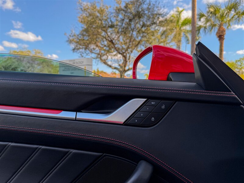 2022 Porsche 911 Turbo   - Photo 27 - Bonita Springs, FL 34134