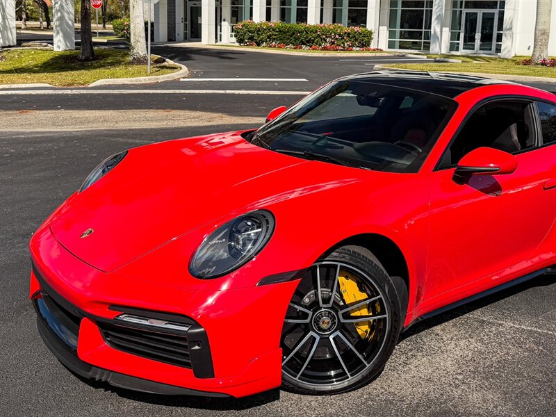2022 Porsche 911 Turbo   - Photo 10 - Bonita Springs, FL 34134
