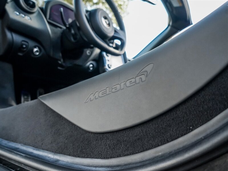 2020 McLaren 720S Spider Luxury - Photo 24 - Bonita Springs, FL 34134