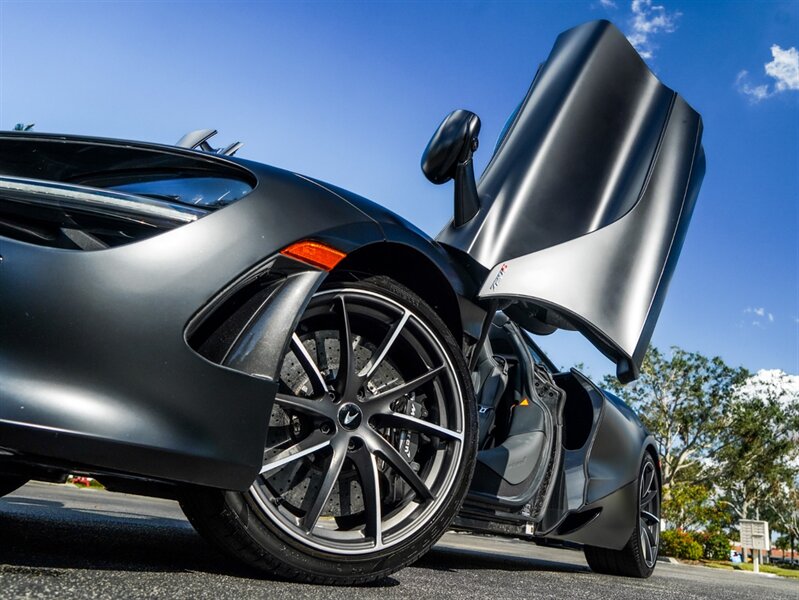 2020 McLaren 720S Spider Luxury - Photo 12 - Bonita Springs, FL 34134