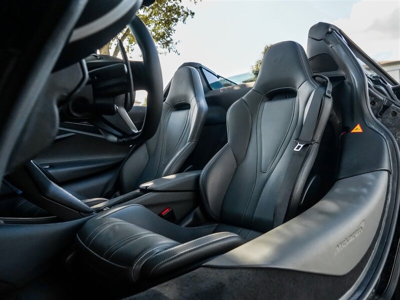 2020 McLaren 720S Spider Luxury - Photo 20 - Bonita Springs, FL 34134
