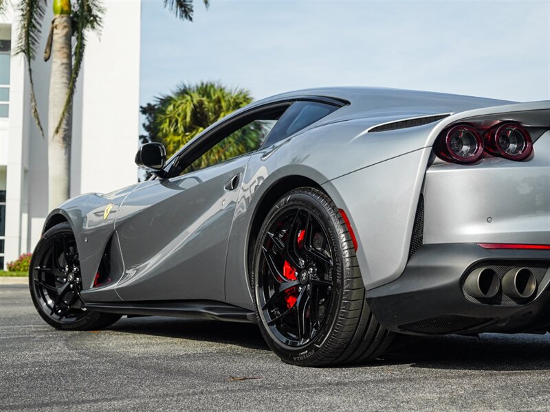 2018 Ferrari 812 Superfast   - Photo 54 - Bonita Springs, FL 34134