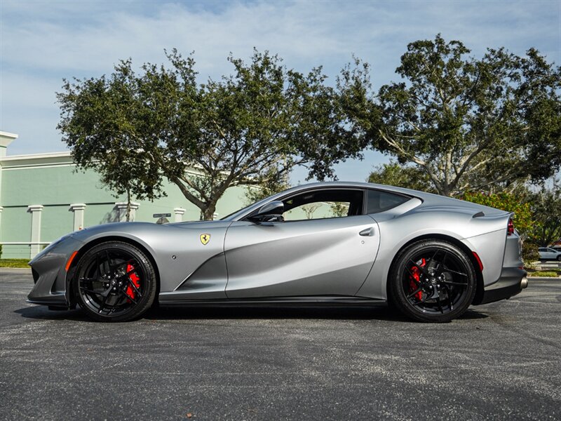 2018 Ferrari 812 Superfast   - Photo 46 - Bonita Springs, FL 34134