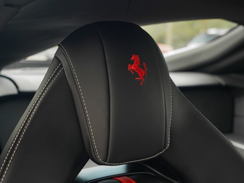 2018 Ferrari 812 Superfast   - Photo 32 - Bonita Springs, FL 34134