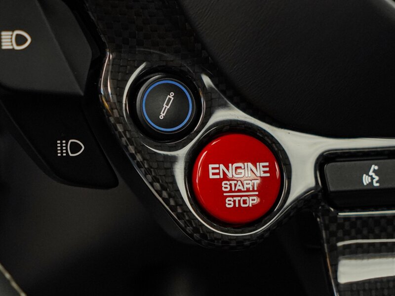 2018 Ferrari 812 Superfast   - Photo 16 - Bonita Springs, FL 34134