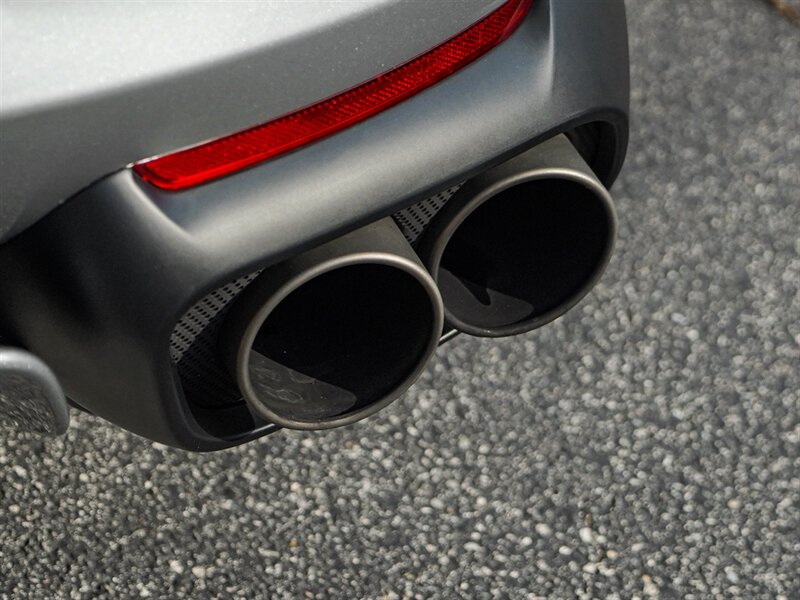 2018 Ferrari 812 Superfast   - Photo 60 - Bonita Springs, FL 34134