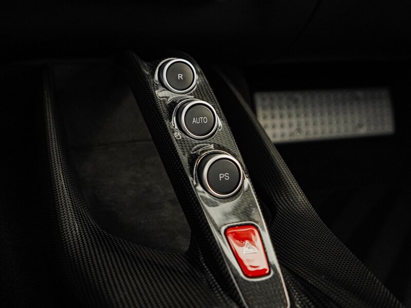 2018 Ferrari 812 Superfast   - Photo 22 - Bonita Springs, FL 34134