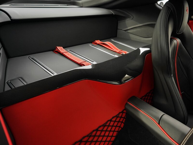 2018 Ferrari 812 Superfast   - Photo 33 - Bonita Springs, FL 34134